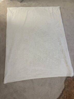 Plush Off White Throw Blanket